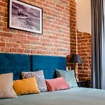 Bed & Breakfast Urban Parking Free