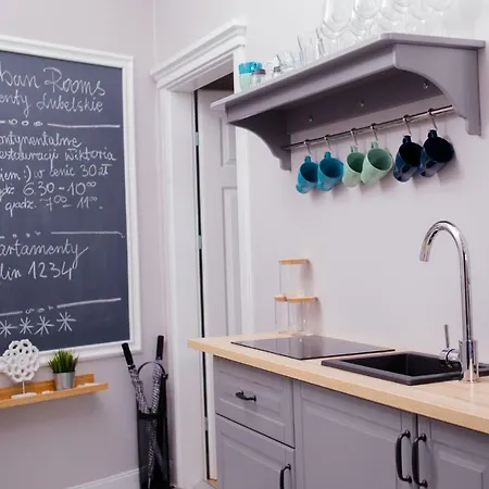 Alojamento de Acomodação e Pequeno-almoço Urban Parking Free 3*