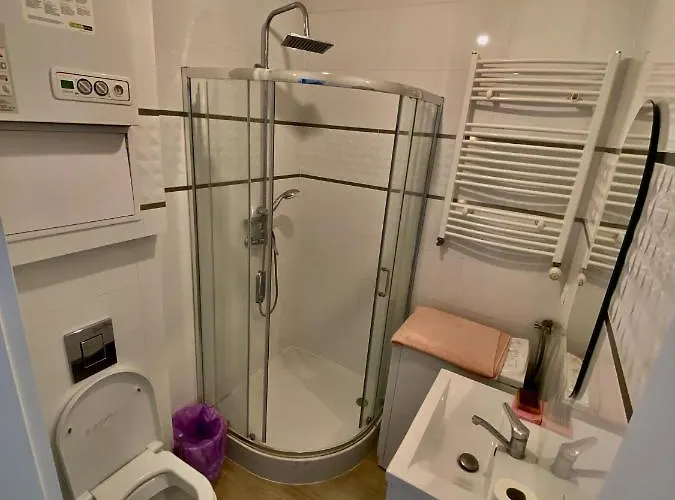 Nocleg ze śniadaniem Urban Parking Free 3*